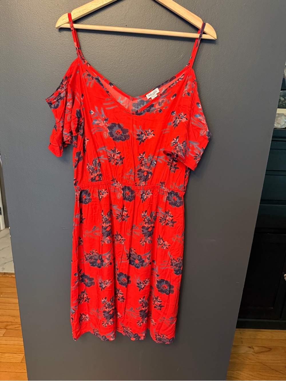Splendid Red Floral Cold-Shoulder Summer Dress